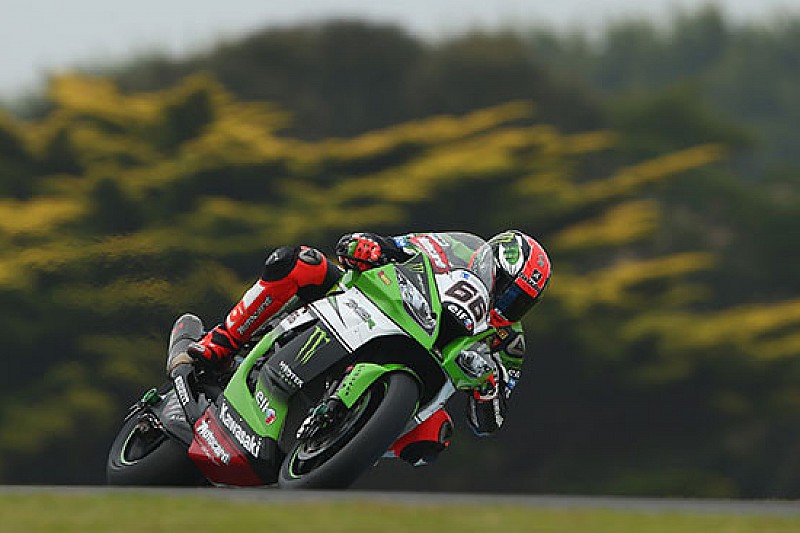 Tom Sykes il più rapido nel warm up di Phillip Island