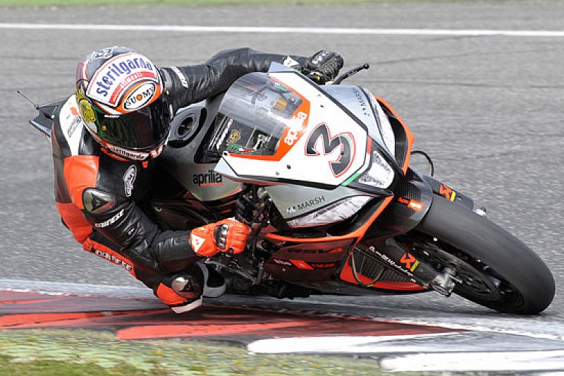 Max Biaggi completa 137 giri in tre giorni a Vallelunga
