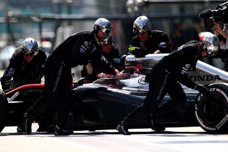 McLaren-Honda: salvi i motori usati a Sepang