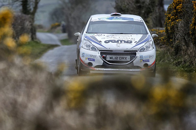 Jon Armstrong penalizzato in Irlanda