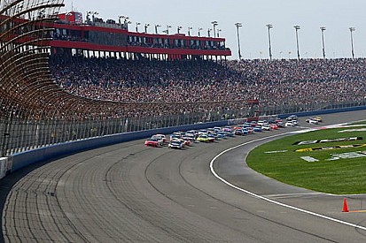 Ovali NASCAR più sicuri dopo l'incidente di Busch