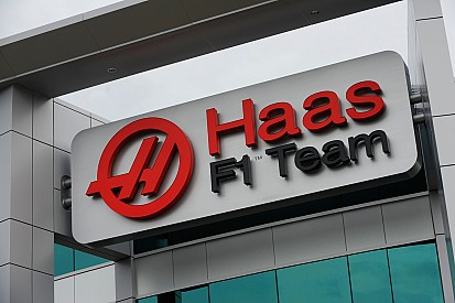 В Haas хотят сразу навязать борьбу в середине пелотона
