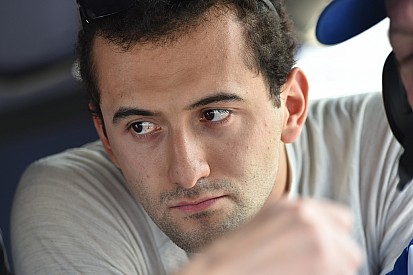 Huertas no podrá correr en Indy 500