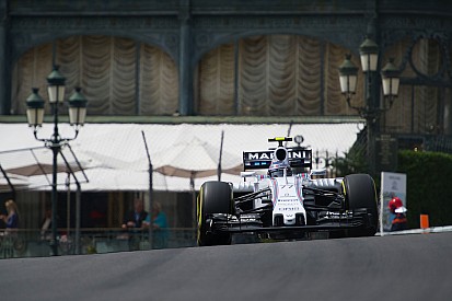 Valtteri Bottas tuvo problemas de adherencia