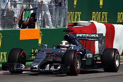Hamilton, con la pole 44