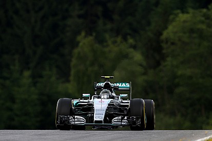 Росберг: Ferrari приблизилась к нам