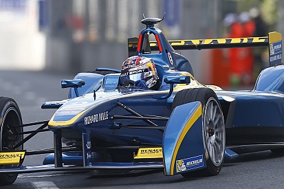 Buemi s'offre la pole et chipe 3 points à Piquet Jr.