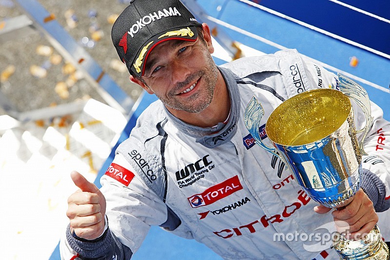 Loeb lidera el 1-2-3-4 de Citroën en Paul Ricard