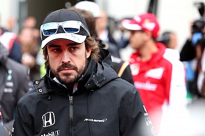В McLaren прояснили ситуацию с мотором Алонсо