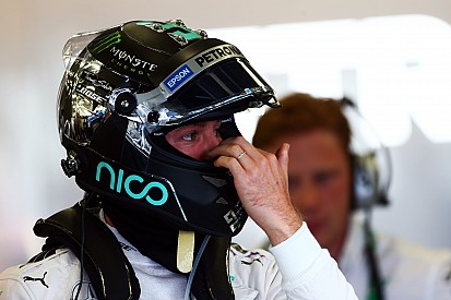 Rosberg dice que Hamilton "solo fue una décima más rápido"