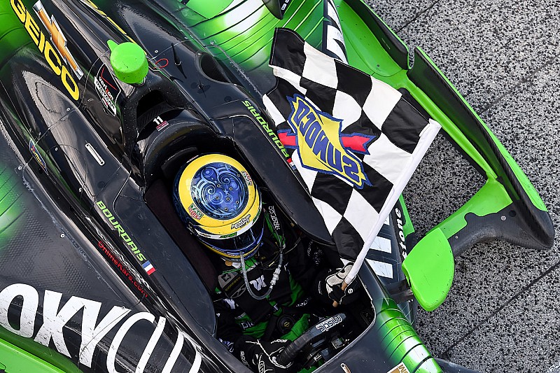 Son équipe mise à l’amende, Bourdais garde sa victoire