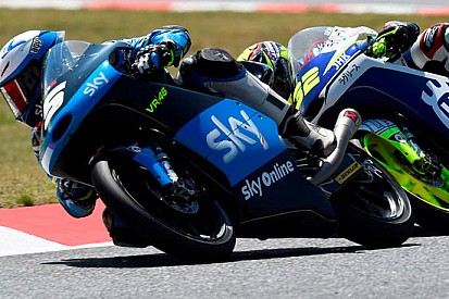 Un contatto con Bagnaia e McPhee rallenta Fenati