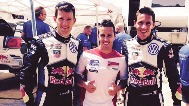 Dovizioso accanto ad Ogier sulla Polo WRC nei test