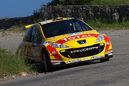 Yalta, PS2: Neuville e Wilks lottano al vertice
