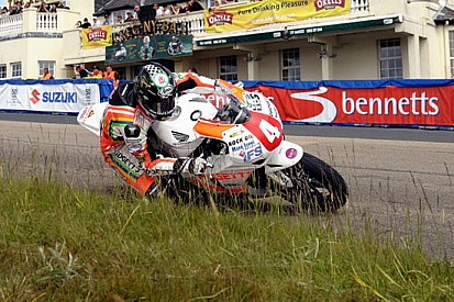 Hutchinson vince anche la Superstock: è nella storia!