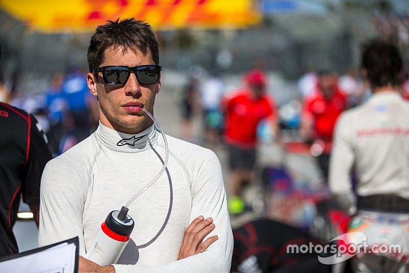 Duval set to remain with Dragon Racing