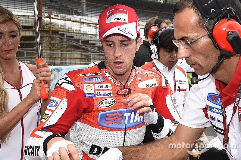 Dovizioso tiene problemas con su Ducati.