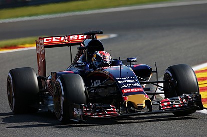 Toro Rosso trocará motor e Verstappen perde dez posições no grid
