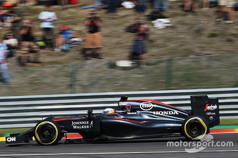 Alonso dice que fue su mejor carrera en Spa
