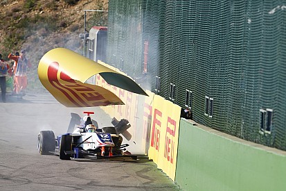 Перри раскритиковал машины GP3 и руководство серии