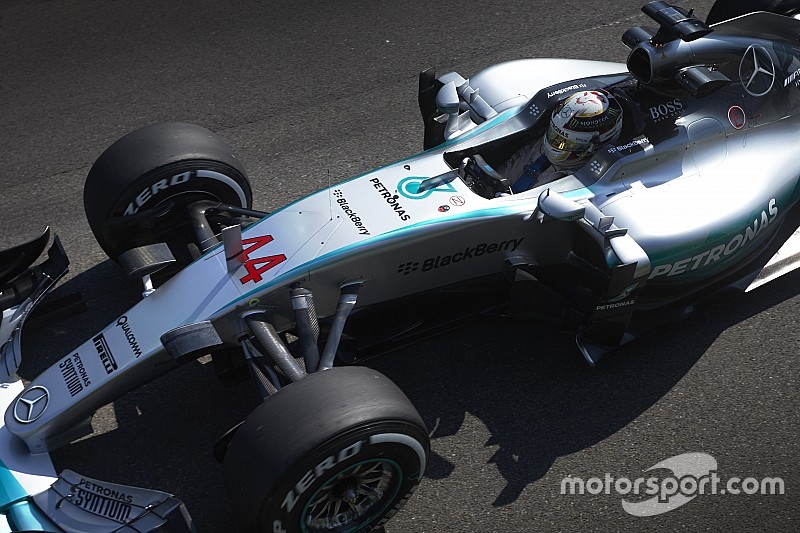 Mercedes tenía preocupaciones por los escombros, dice Lowe