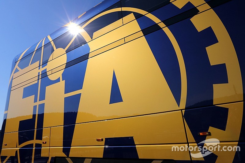 Комиссия пилотов FIA озабочена проблемами безопасности