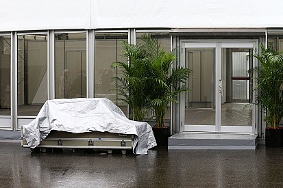 Bernie Ecclestone déconcerté par les hésitations de Renault