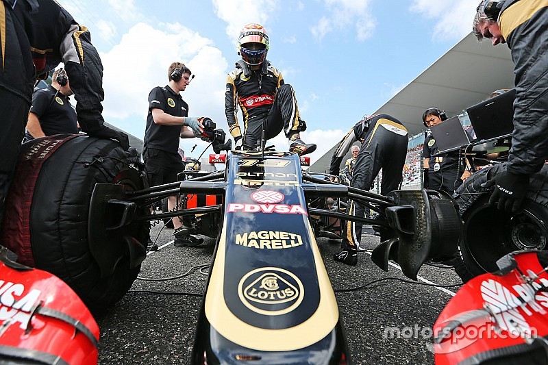 Pastor Maldonado termina con su mala racha