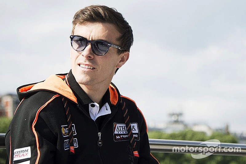 Ufficiale: Loris Baz passa alla Ducati Avintia nel 2016