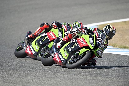 Jonathan Rea lidera el primer día en Francia
