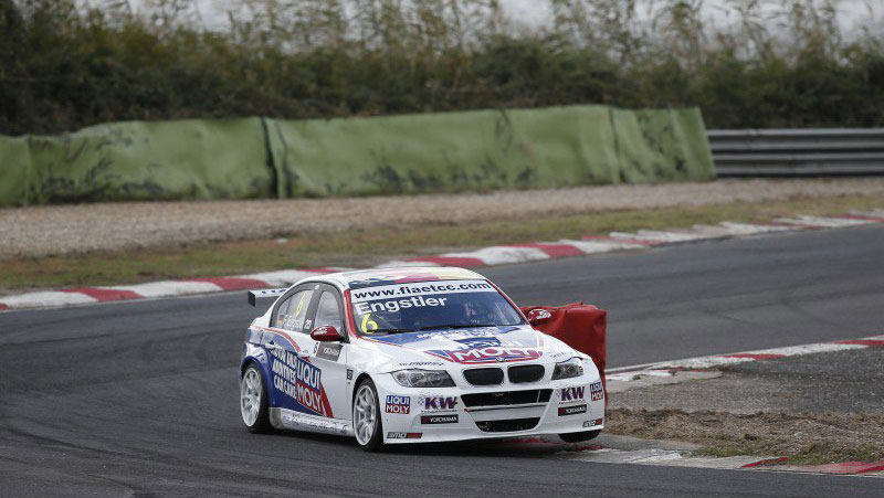 Engstler conquista Gara 2, Borkovic campione