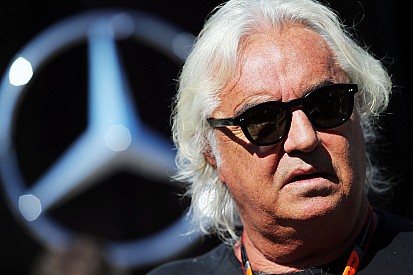 Briatore pede mudanças nos regulamentos da F1
