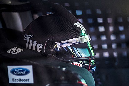 Brad Keselowski consigue el mejor tiempo en la práctica en Talladega