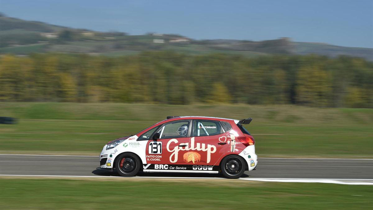 Tommasin firma la pole a Varano