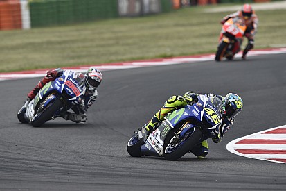 Championnat - Seulement 7 points entre Rossi et Lorenzo!