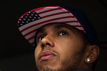 Hamilton va por el sueño americano: su tercer campeonato