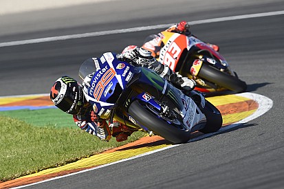 Rossi ataca de nuevo: La final de MotoGP fue "vergonzosa" para el deporte