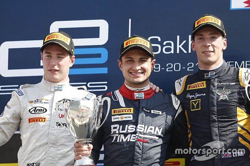 Evans vence a Lynn por la victoria en la GP2