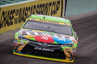 Premier titre pour Kyle Busch et Toyota!