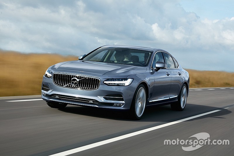 Nieuwe Volvo S90 kan bijna zelfstandig rijden op de snelweg