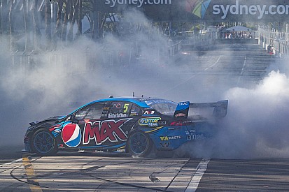 Sydney-Sonntag: Van Gisbergen siegt, Winterbottom feiert
