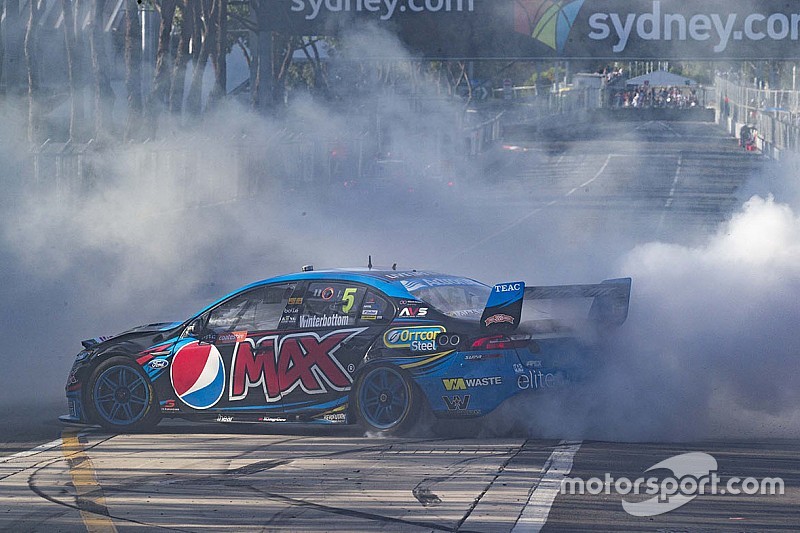 Sydney-Sonntag: Van Gisbergen siegt, Winterbottom feiert