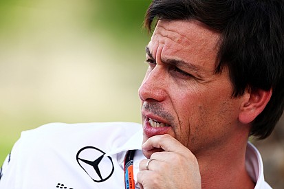 Toto Wolff: „21 Formel-1-Rennen sind nicht machbar“