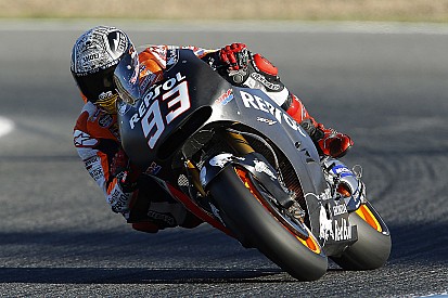 Brad Baker, segundo triunfo en Barcelona por delante de Márquez