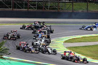 La F1 considera plan de tres motores por temporada
