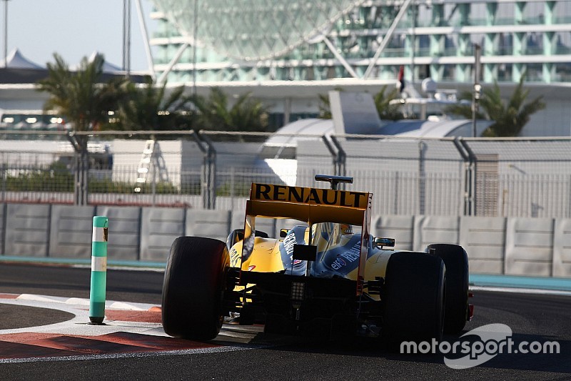 Renault completa l'acquisto della Lotus