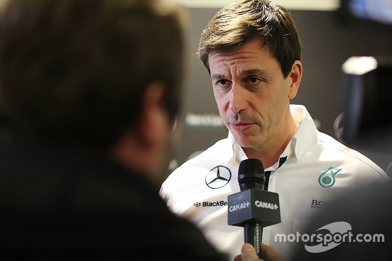 Toto Wolff: Fahrerlose Autos sind für die Straße, nicht für die Rennstrecke