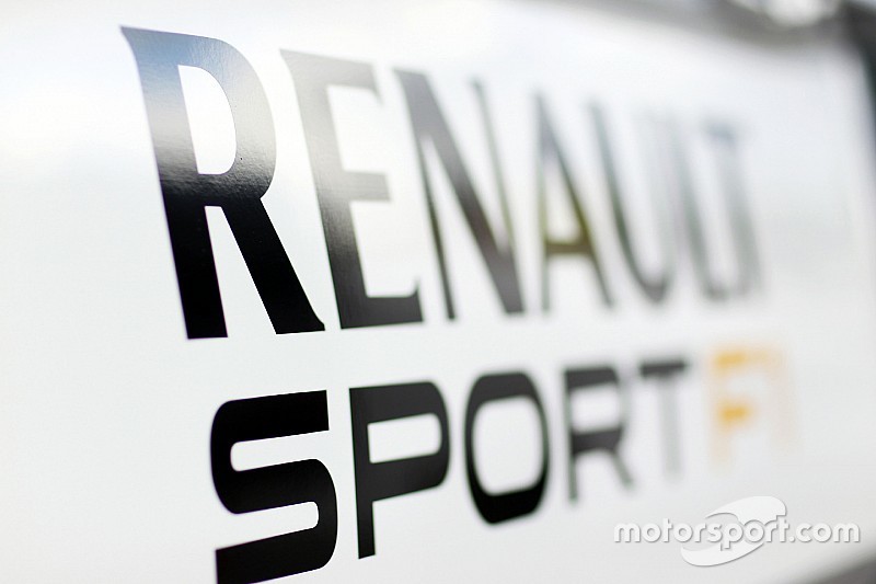 Renault: pagata solo una sterlina per la Lotus