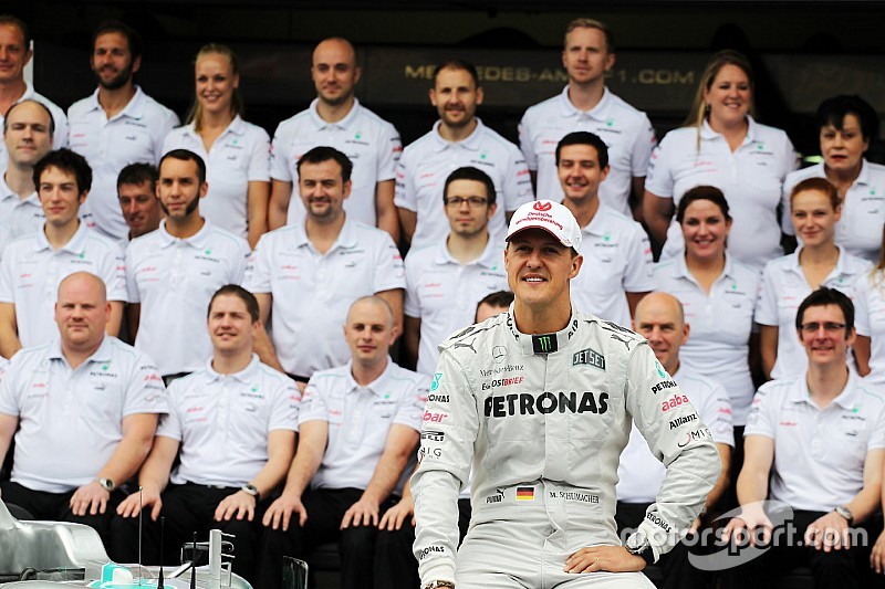 Un altro compleanno in silenzio per Schumi