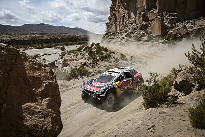 Dakar auto’s: Peterhansel pakt leiding klassement, Ten Brinke uit de rally